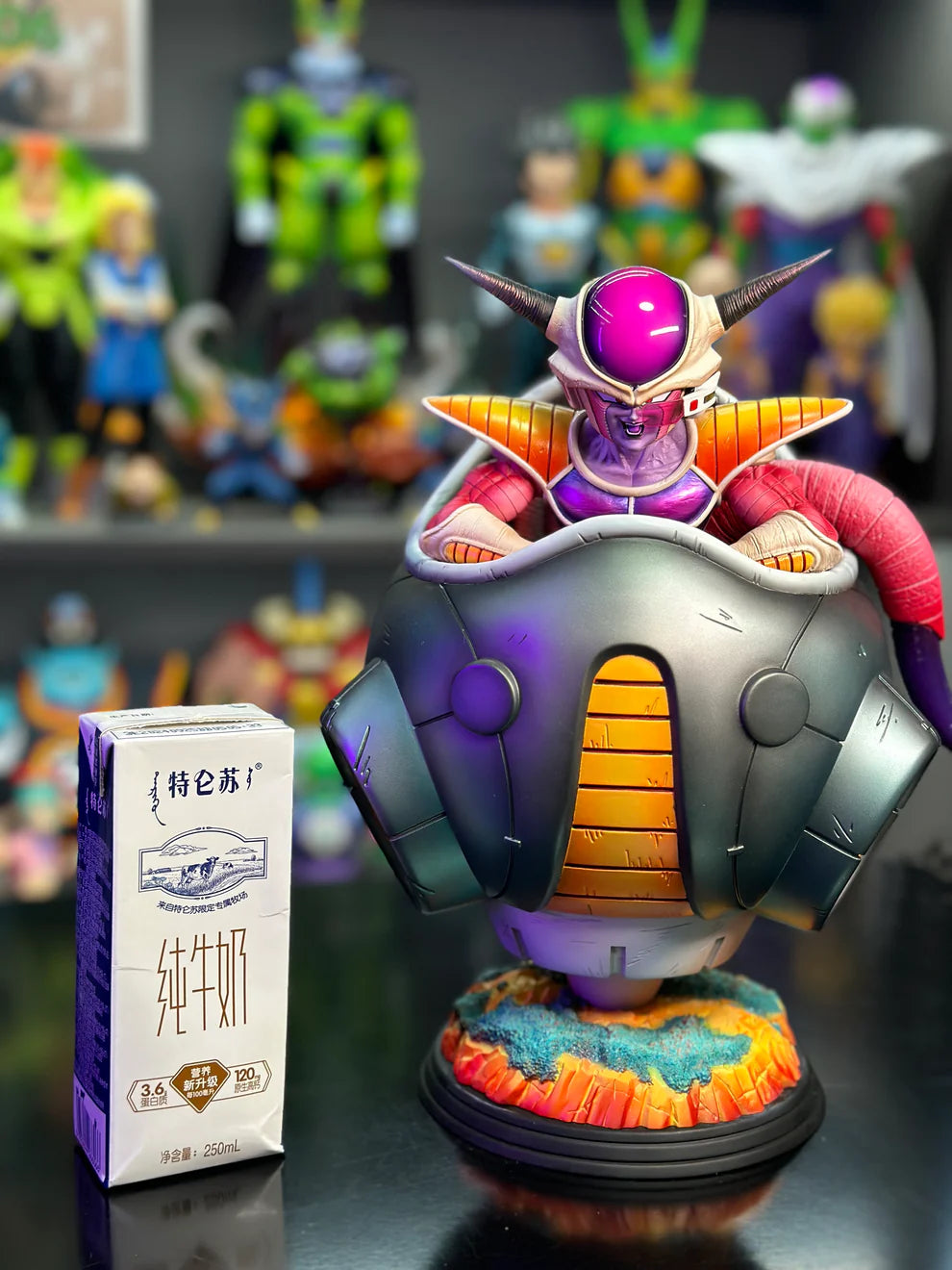 XG Studio Frieza First Form Resin Statue