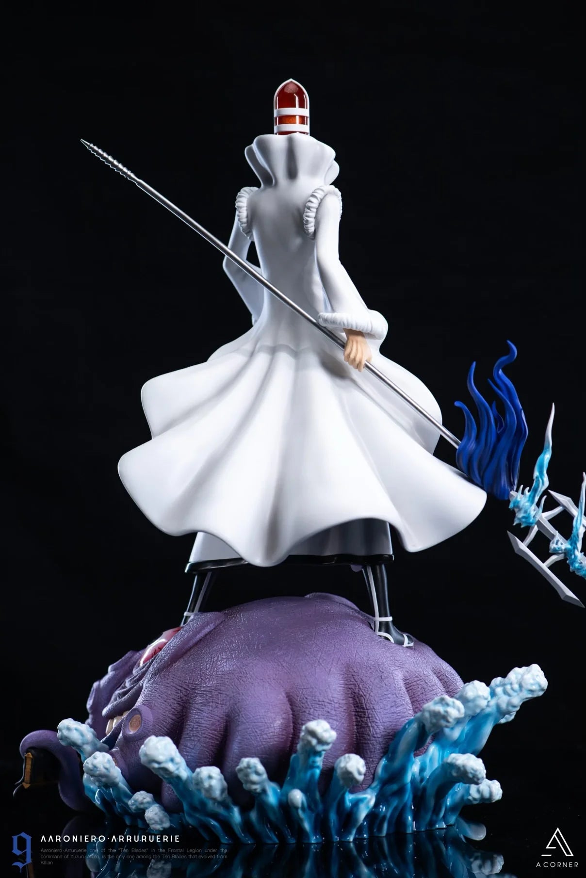 A CORNER Studio Zommari Rureaux x Aaroniero Arruruerie Resin Statue