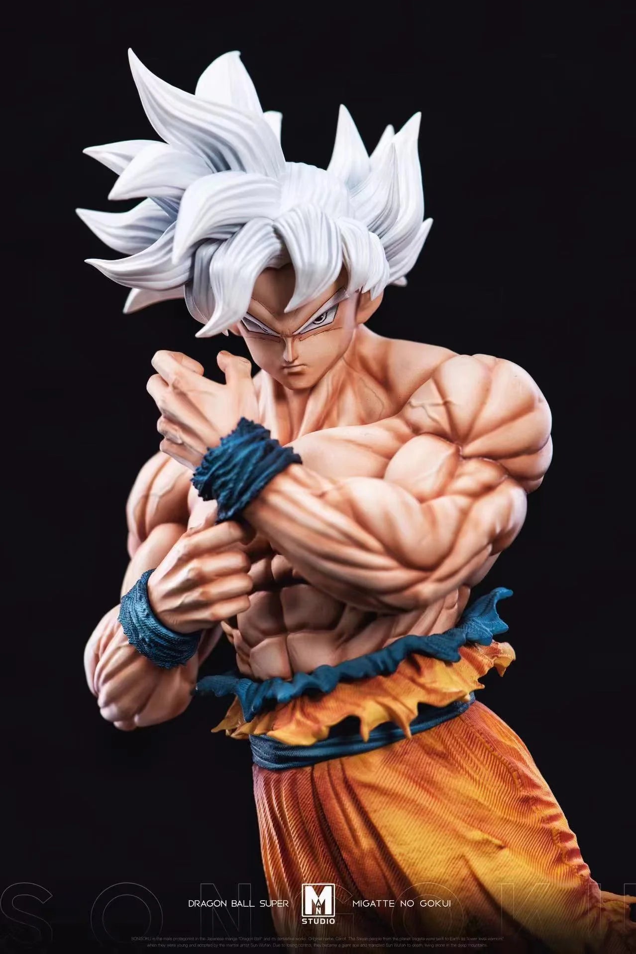 MAN - UI Goku