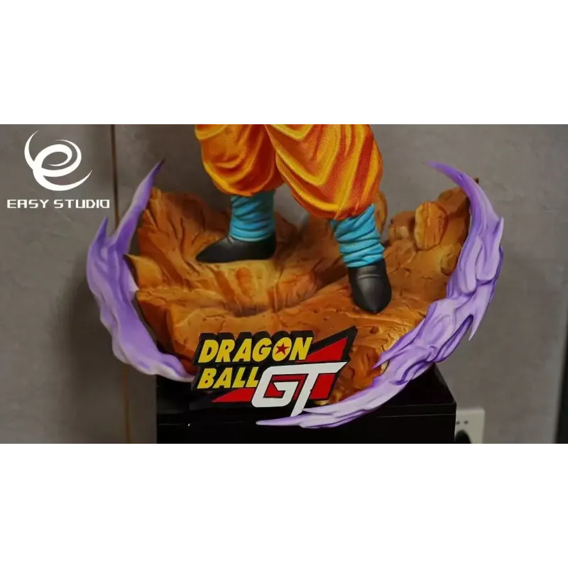Easy Studio SSJ4 Goku Resin Statue