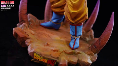 XG - SSJ4 Goku